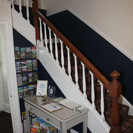 Kirkwood Guest House, Free Parking, Electric Car Point 4*