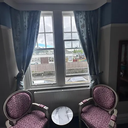 Kirkwood Guest House, Free Parking, Electric Car Point