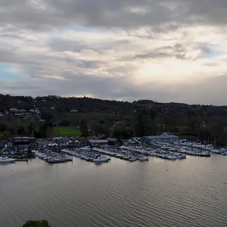 Kirkwood Guest house 4*