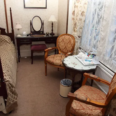 Kirkwood Guest House, Free Parking, Electric Car Point