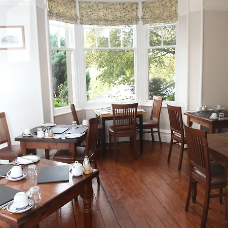 Kirkwood Guest House, Free Parking, Electric Car Point 4* Windermere