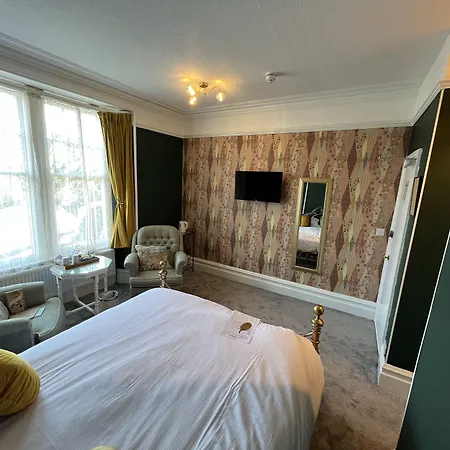 Kirkwood Guest House, Free Parking, Electric Car Point Windermere