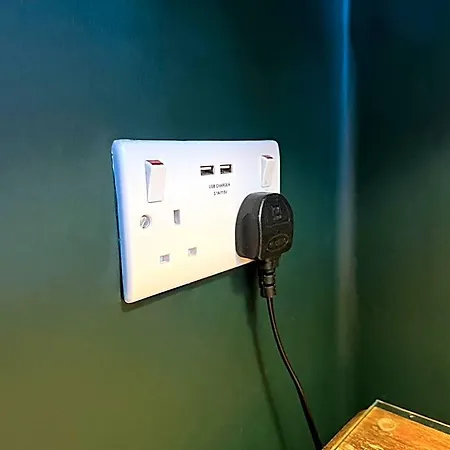 Kirkwood Guest House, Free Parking, Electric Car Point Guest house
