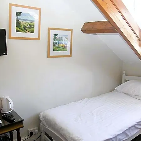 Kirkwood Guest House, Free Parking, Electric Car Point