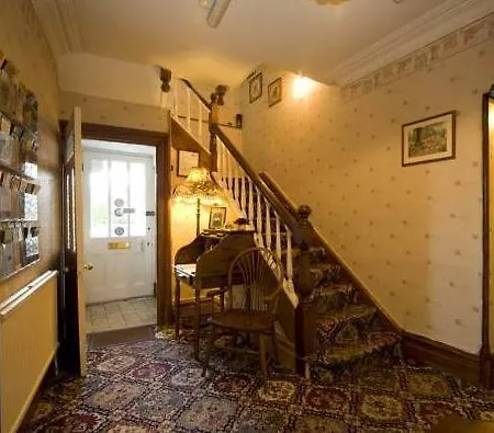 Πανσιόν Kirkwood Windermere