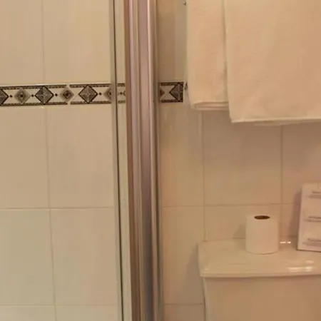 Kirkwood Πανσιόν