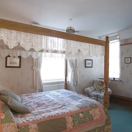 Kirkwood Guest House, Free Parking, Electric Car Point Casa de hóspedes Windermere
