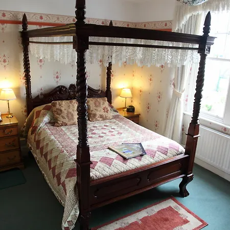 Kirkwood Guest House, Free Parking, Electric Car Point Windermere