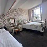 Kirkwood Πανσιόν