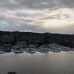 Kirkwood Πανσιόν 4*